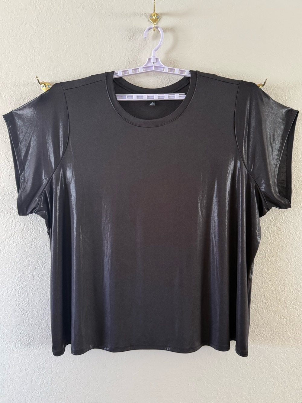 Torrid 6X Foil Hacci Crew Easy Tee Black Shiny Liquid Knit T Shirt Top Plus Size
